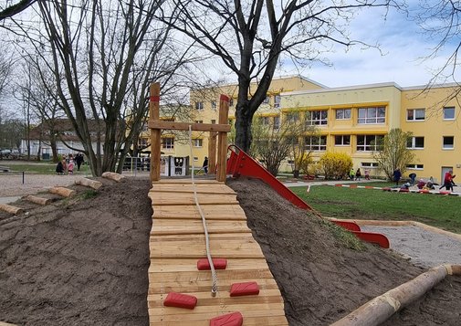 Rutschenberg_Böhlener_Knirpse_1 (Stadtverwaltung Böhlen)