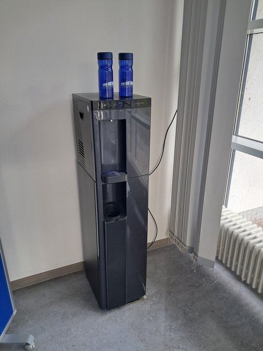 Wasserspender_1 (Förderverein des Beruflichen Schulzentrums Leipziger Land e. V.)