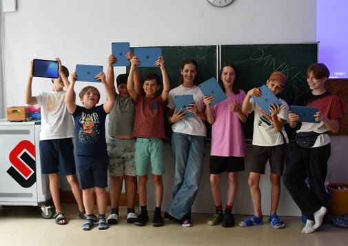 iPads_für_digitalen_Unterricht_2 (Schulverein Lernwelten e. V.)